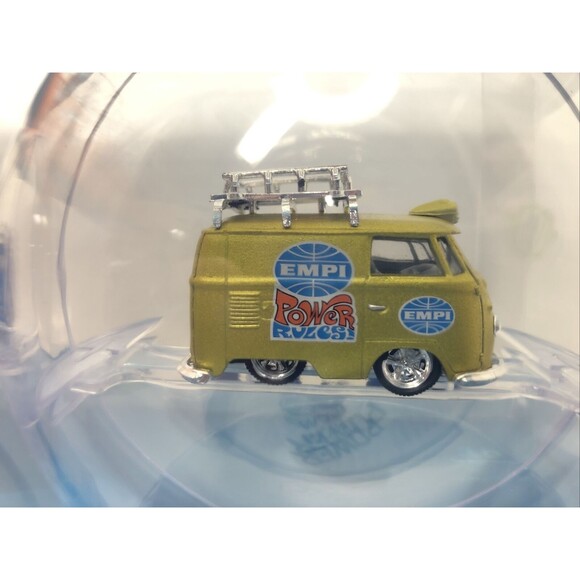 EMPI Equipped 60 VW Delivery Vans Christmas Tree Ornament Set M2 Machines - Picture 4 of 13